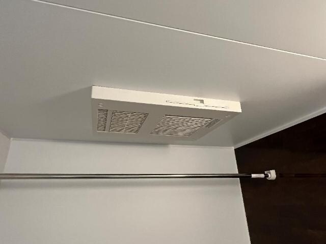 物件内観写真22　(浴室乾燥機)