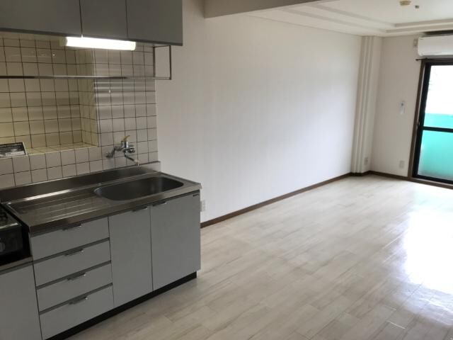 物件内観写真24　(リビング)