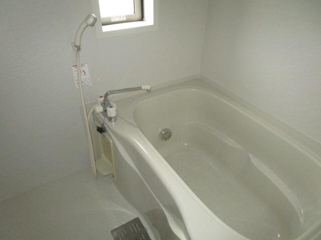 物件内観写真4　(風呂)