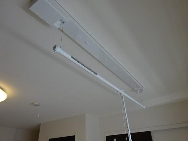 建物設備(室内物干し)