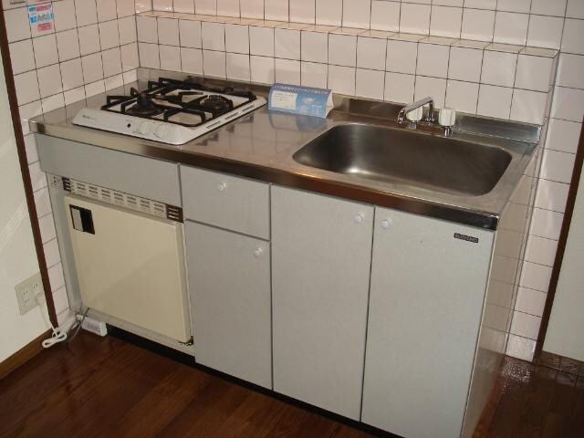 キッチン(キッチン（２口コンロ付）)