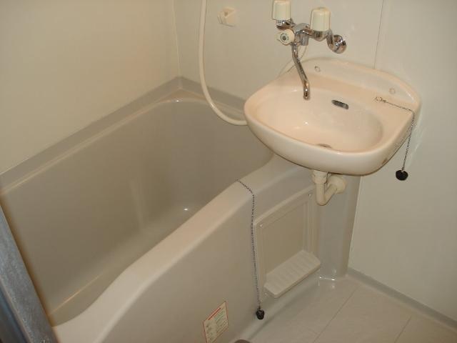 浴室(バス／シャワールーム等)