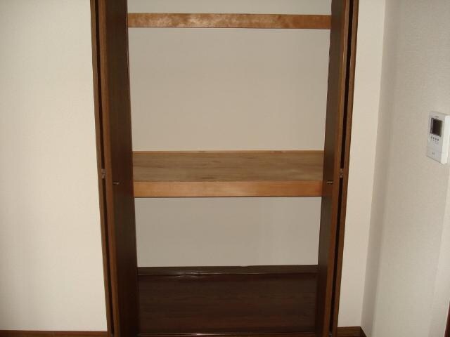 収納(ダイニング収納内)