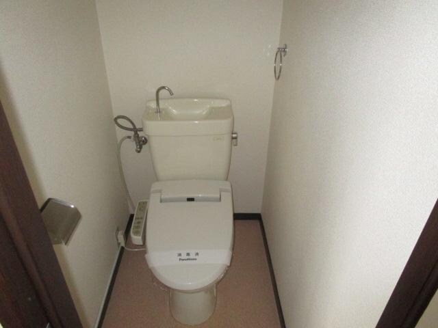 物件内観写真8　(トイレ)