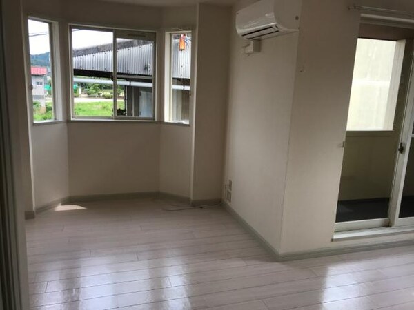 居室(リビング)