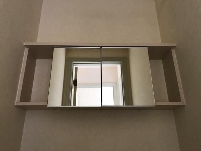 物件内観写真24　(トイレ収納)