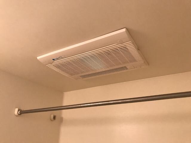 物件内観写真28　(浴室乾燥機)