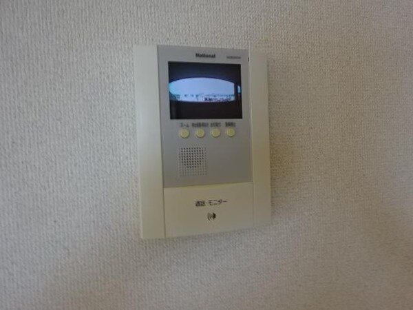 内装他(カメラ付インターホン)