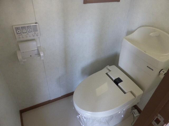 物件内観写真8　(トイレ)