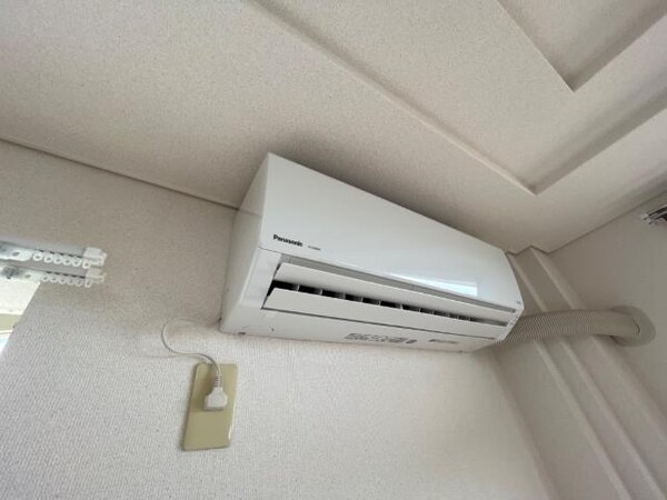 建物設備(エアコン)