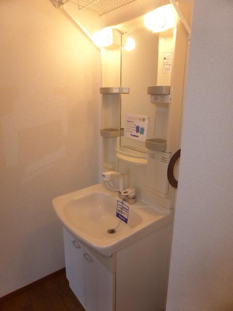 物件内観写真9　(洗面所)