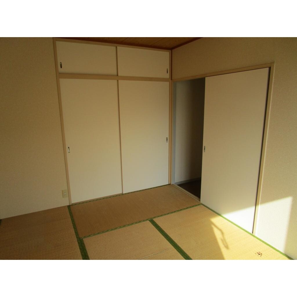 物件内観写真12　(和室)