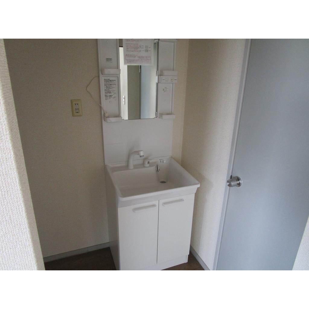 物件内観写真15　(洗面所)