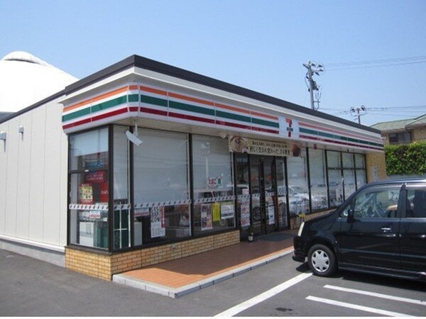 周辺環境(セブンイレブン倉敷上富井店まで900m)