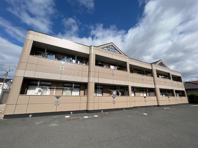 物件外観写真2　(外観写真（昼）)