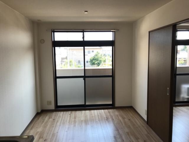 物件内観写真9　(室内)