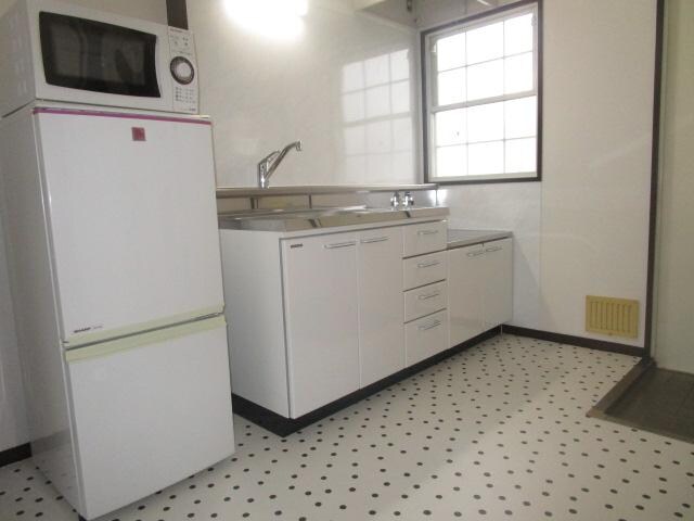 物件内観写真3　(キッチン)