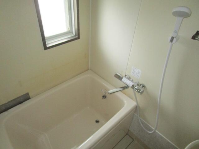 物件内観写真4　(風呂)