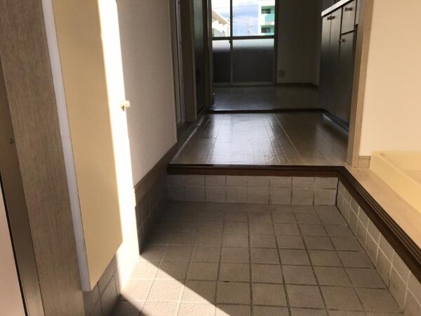玄関(玄関)
