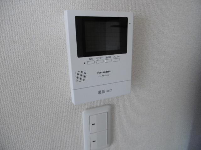 物件内観写真20　(カメラ付インターホン)