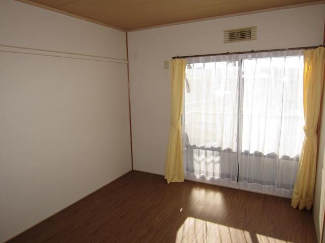 物件内観写真7　(洋室)