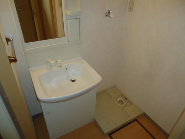 物件内観写真17　(洗髪洗面化粧台)