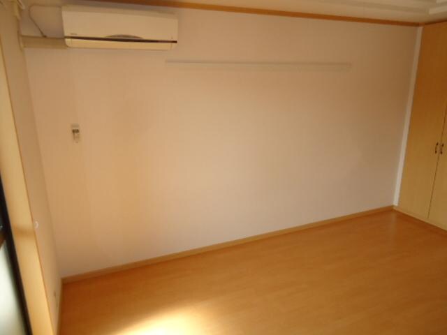 物件内観写真27　(洋室)