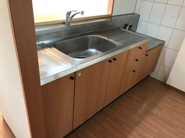 物件内観写真2　(リビング)