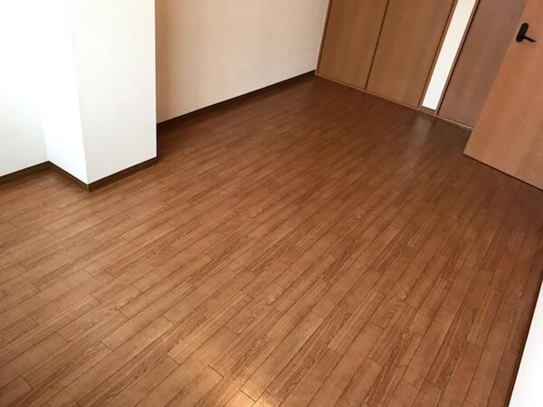 内装他(室内)