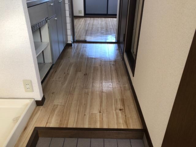物件内観写真17　(玄関)