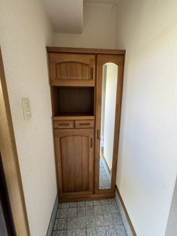 玄関(ハローズ中庄店 880m)