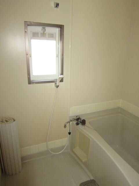 物件内観写真4　(風呂)