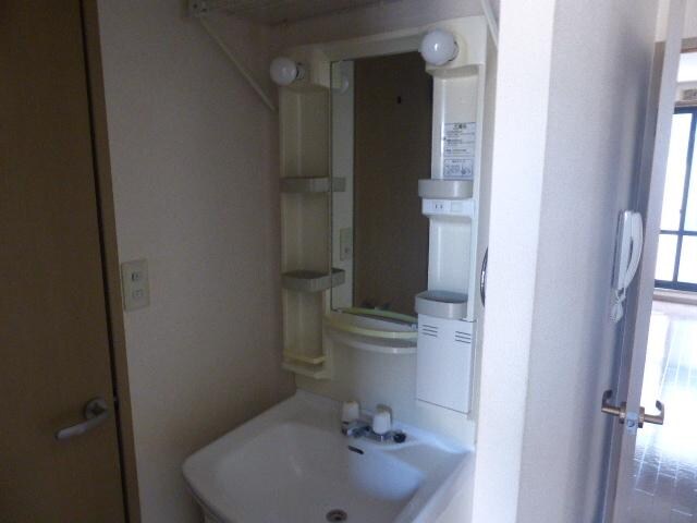 物件内観写真10　(洗面所)