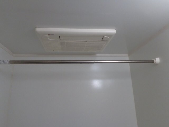 物件内観写真13　(浴室乾燥機)