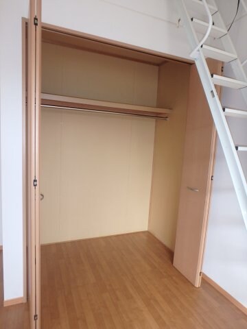 物件内観写真16　(神田　マーチ　１K　収納)