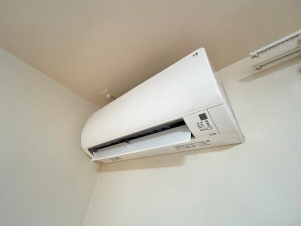 建物設備(エアコン)