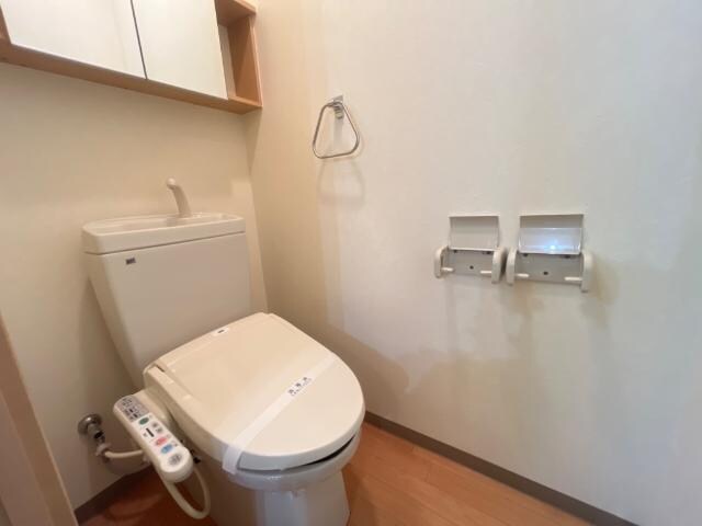 物件内観写真23　(トイレ)