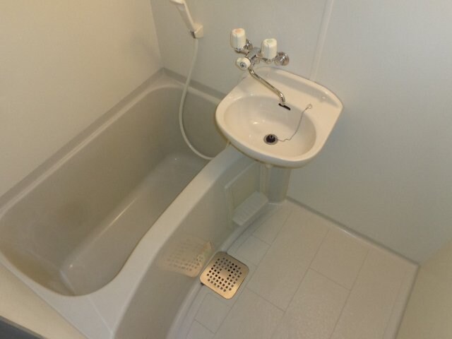 物件内観写真4　(バス／シャワールーム等)