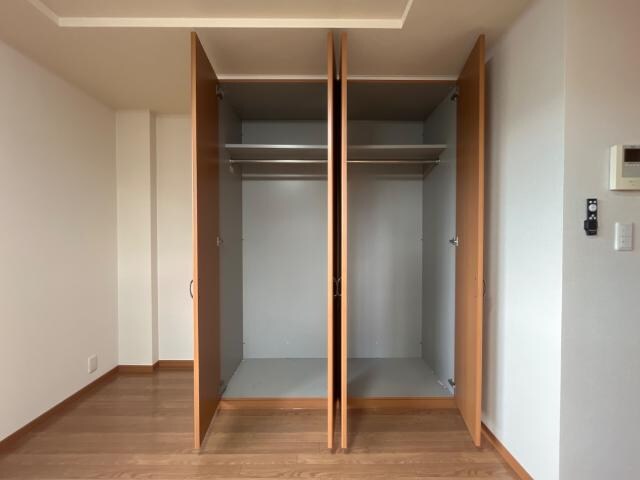 物件内観写真16　(収納)