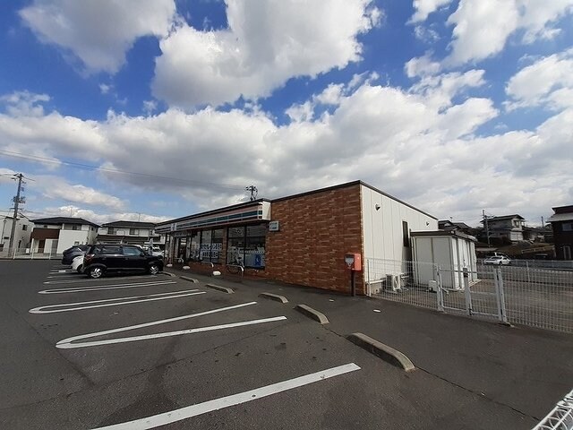 物件外観写真2　(セブンイレブン黒崎店まで600m)