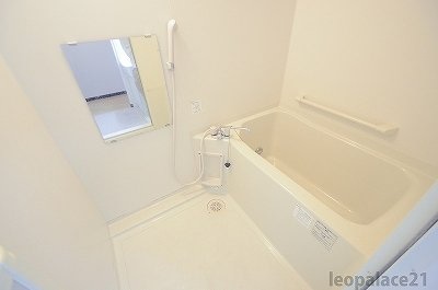 物件内観写真7　(備品や設備仕様は号室等により異なります現地をご確認下さい。)