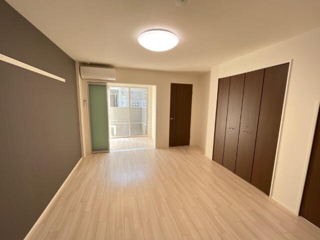 物件内観写真9　(洋室)