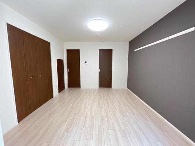 物件内観写真24　(洋室)