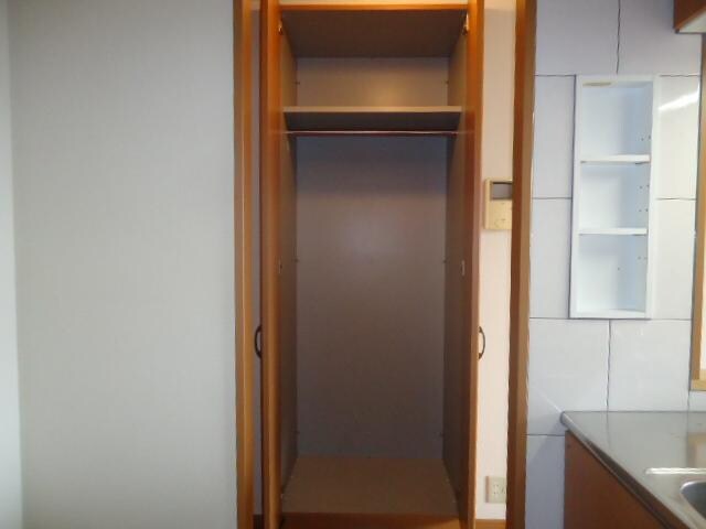 物件内観写真15　(収納（イメージ）)