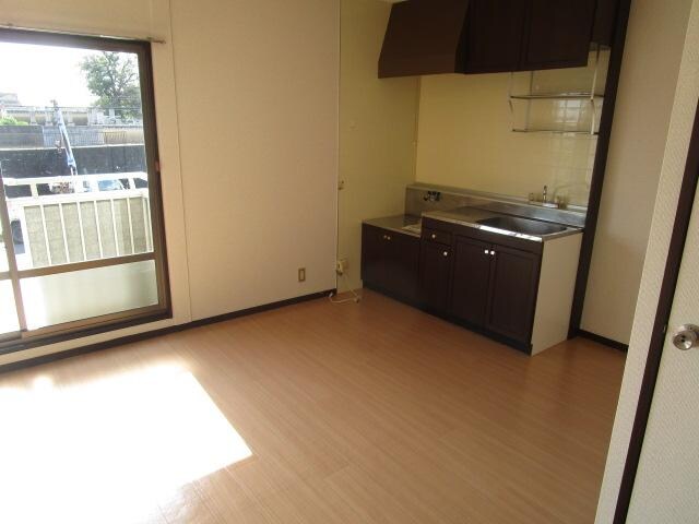 物件内観写真10　(リビング)