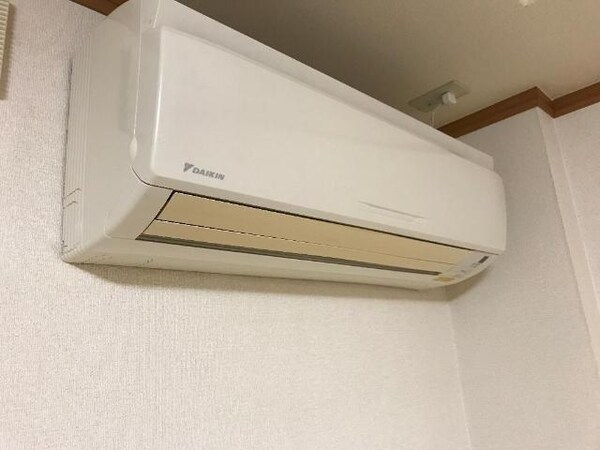 建物設備(エアコン)
