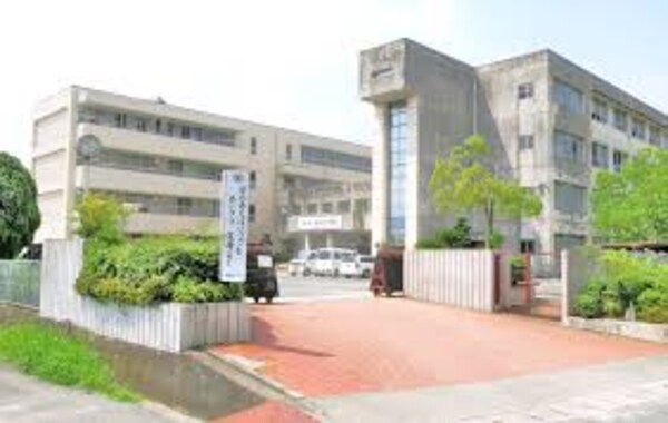 周辺環境(倉敷市立真備東中学校 2574m)