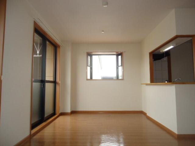 物件内観写真6　(リビング（イメージ）)