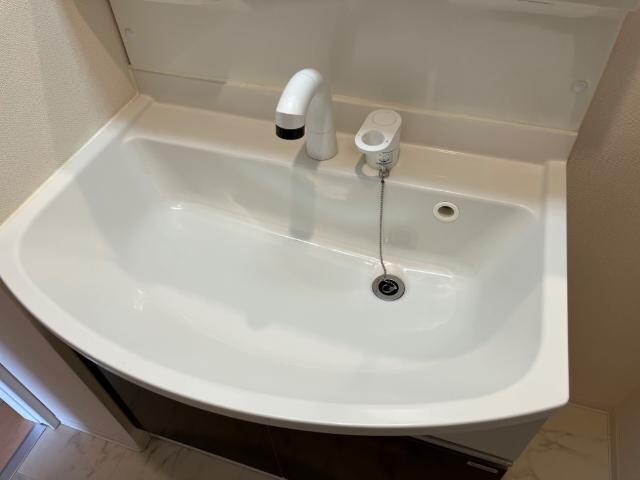 物件内観写真28　(洗面)