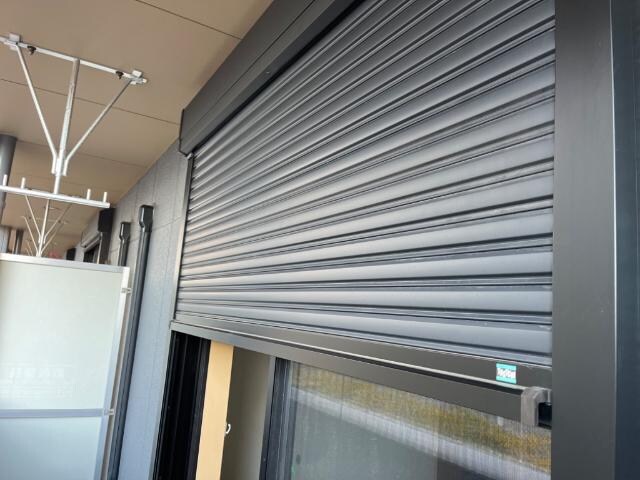 物件内観写真9　(シャッター雨戸)